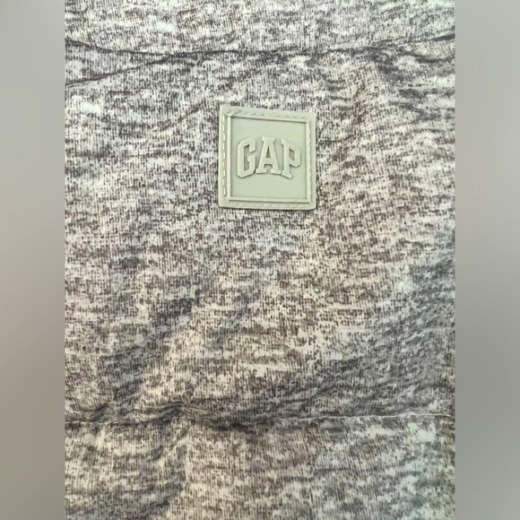 Gap Puffer Vest (Boys) - Picture 7 of 7